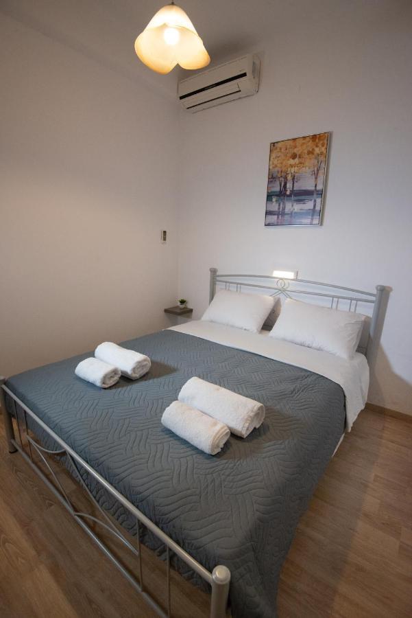 Salty Alley Seaside Apartment Réthimno Kültér fotó