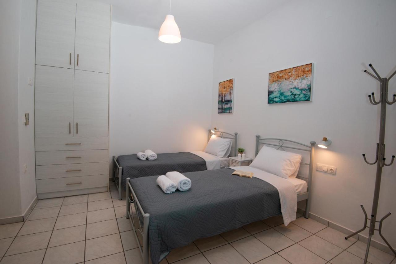 Salty Alley Seaside Apartment Réthimno Kültér fotó