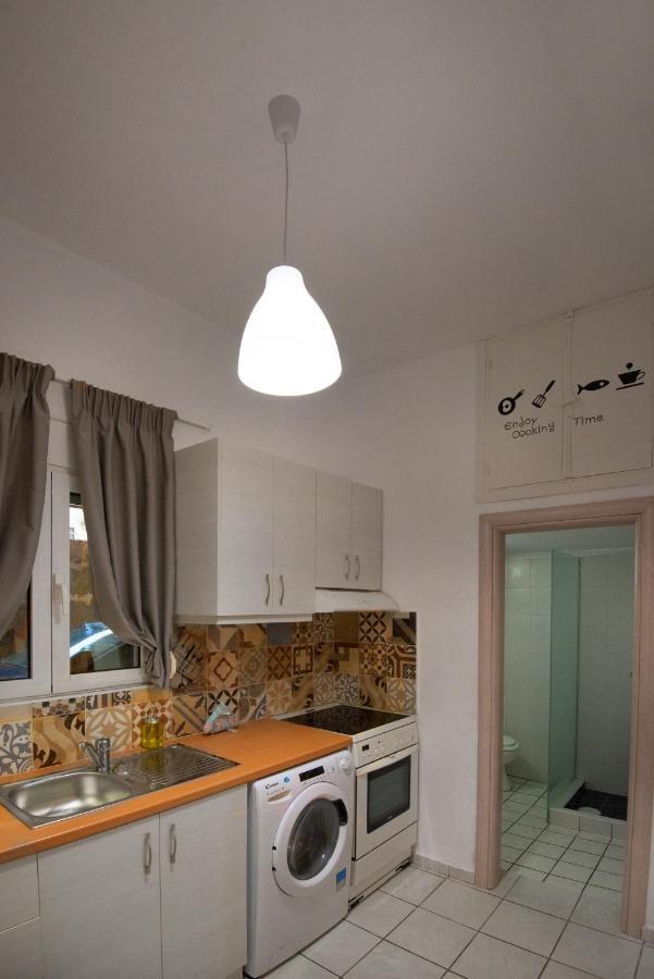 Salty Alley Seaside Apartment Réthimno Kültér fotó